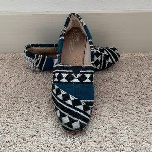 Tom's Aztec Pattern Slip on Shoe